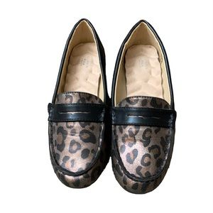 Women’s Cushion Walk Leopard loafers